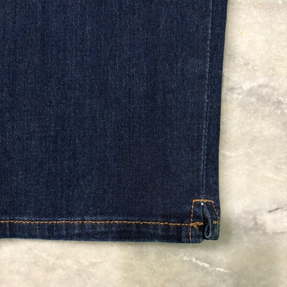 NWT Liverpool Jeans Company The Hugger Milly 4-Way Stretch Denim Capri 12/31 - Picture 5 of 12